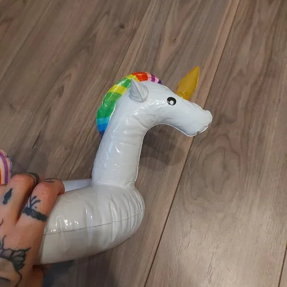 🙊 3/$10🙊 Unicorn Drink Floaty - Picture 3 of 4